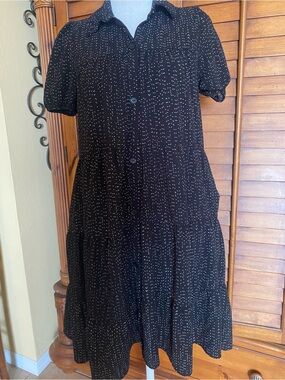 Polkadot Tieredi Dress nonfunctional buttons size xs